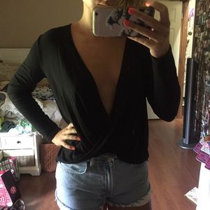 Audrey 3+1 long sleeve wrap top size medium